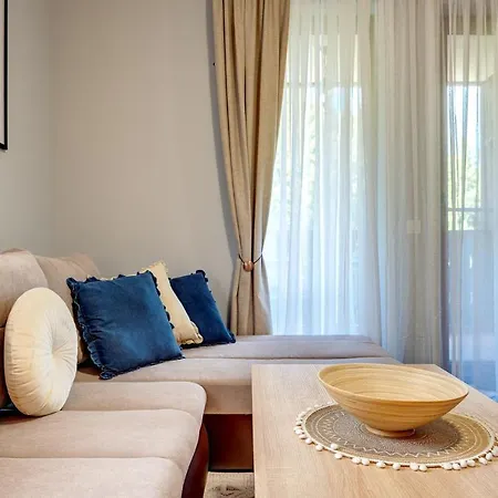Luxury Flat In Grand By Flat Mаnager *