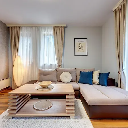 Апартамент Luxury Flat In Grand By Flat Mаnager *